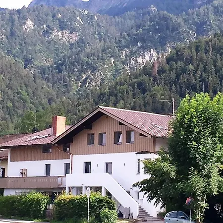 Haus Amberger Apartman Bayerisch Gmain